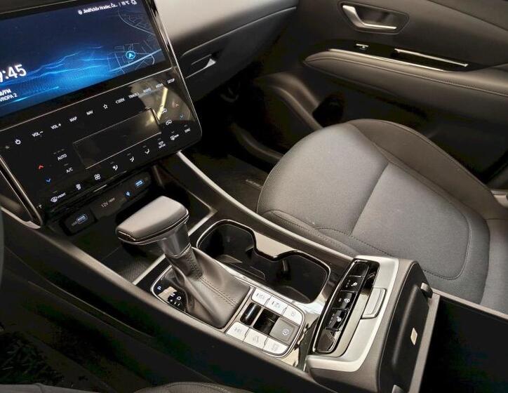 Hyundai Tucson 24