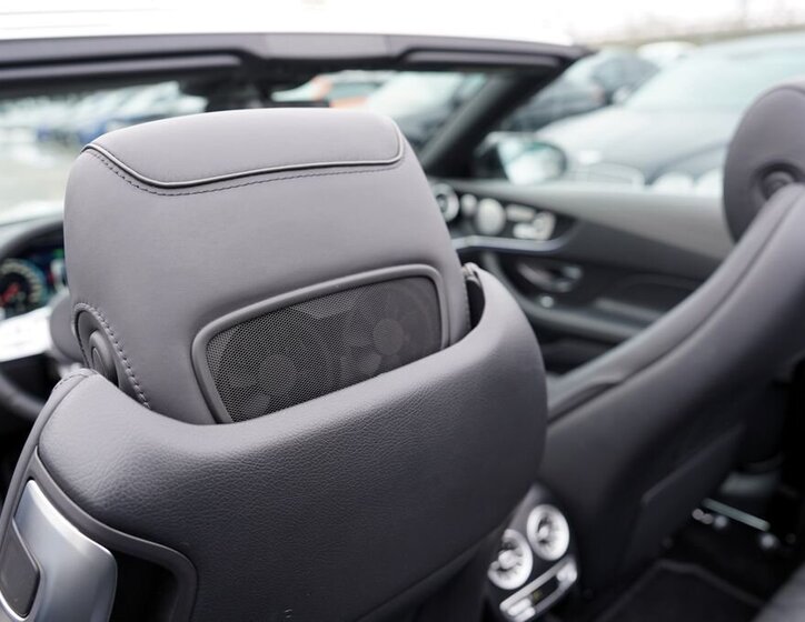 Mercedes-Benz Třídy E 27