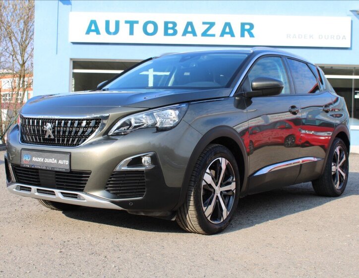 Peugeot 3008 SUV / Terénní 1,2 l 96 kw