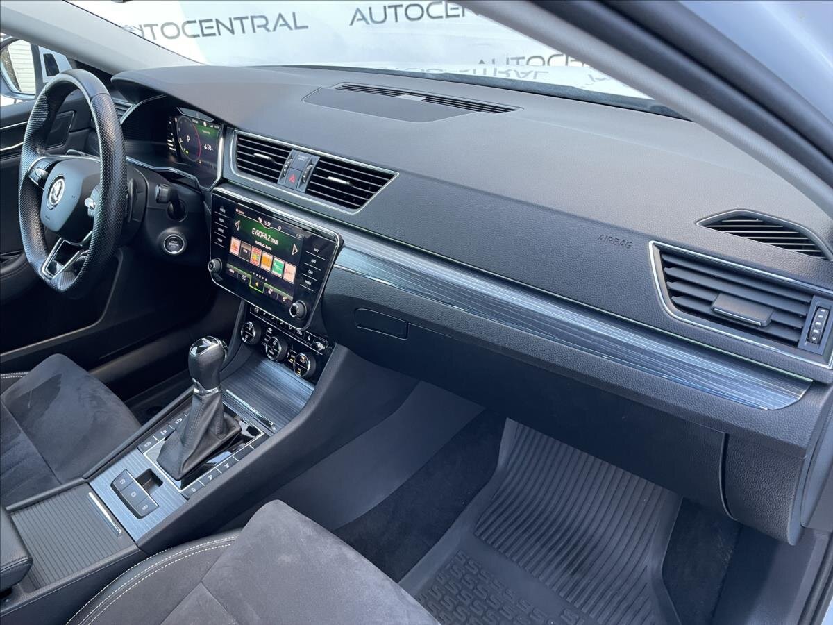 Škoda Superb Kombi 2,0 l 147 kw