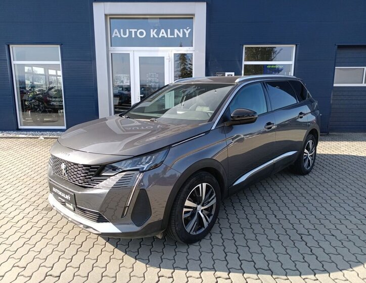 Peugeot 5008 SUV / Terénní 1,5 l 96 kw