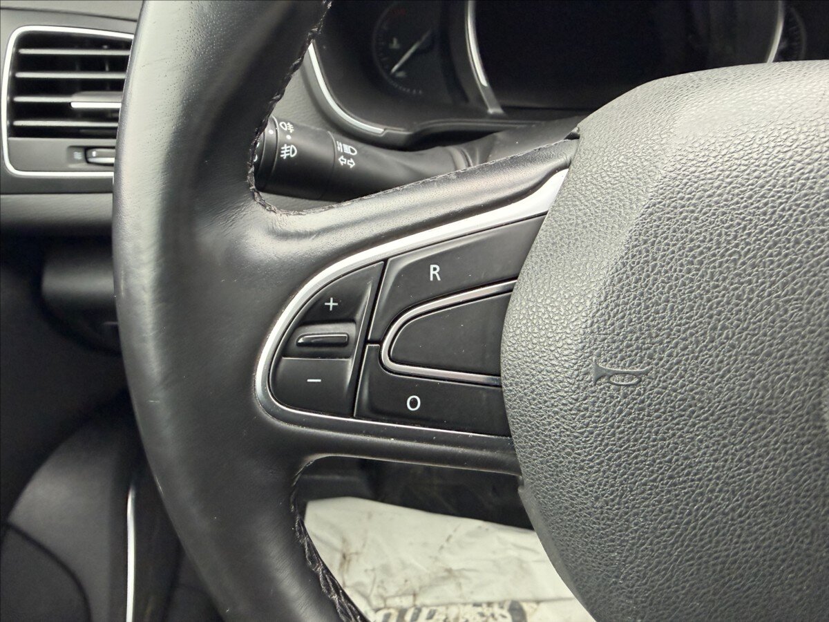 Renault Mégane Sedan / Limuzína 1,6 l 84 kw