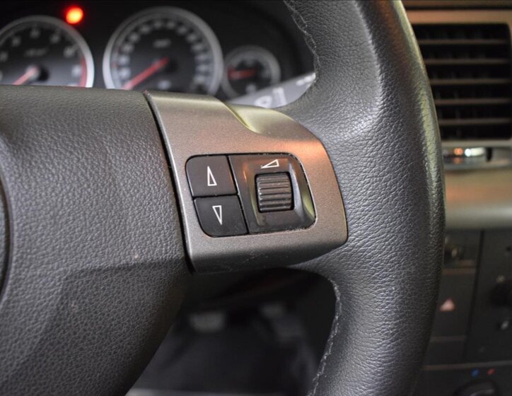 Opel Vectra Liftback 1,8 l 103 kw