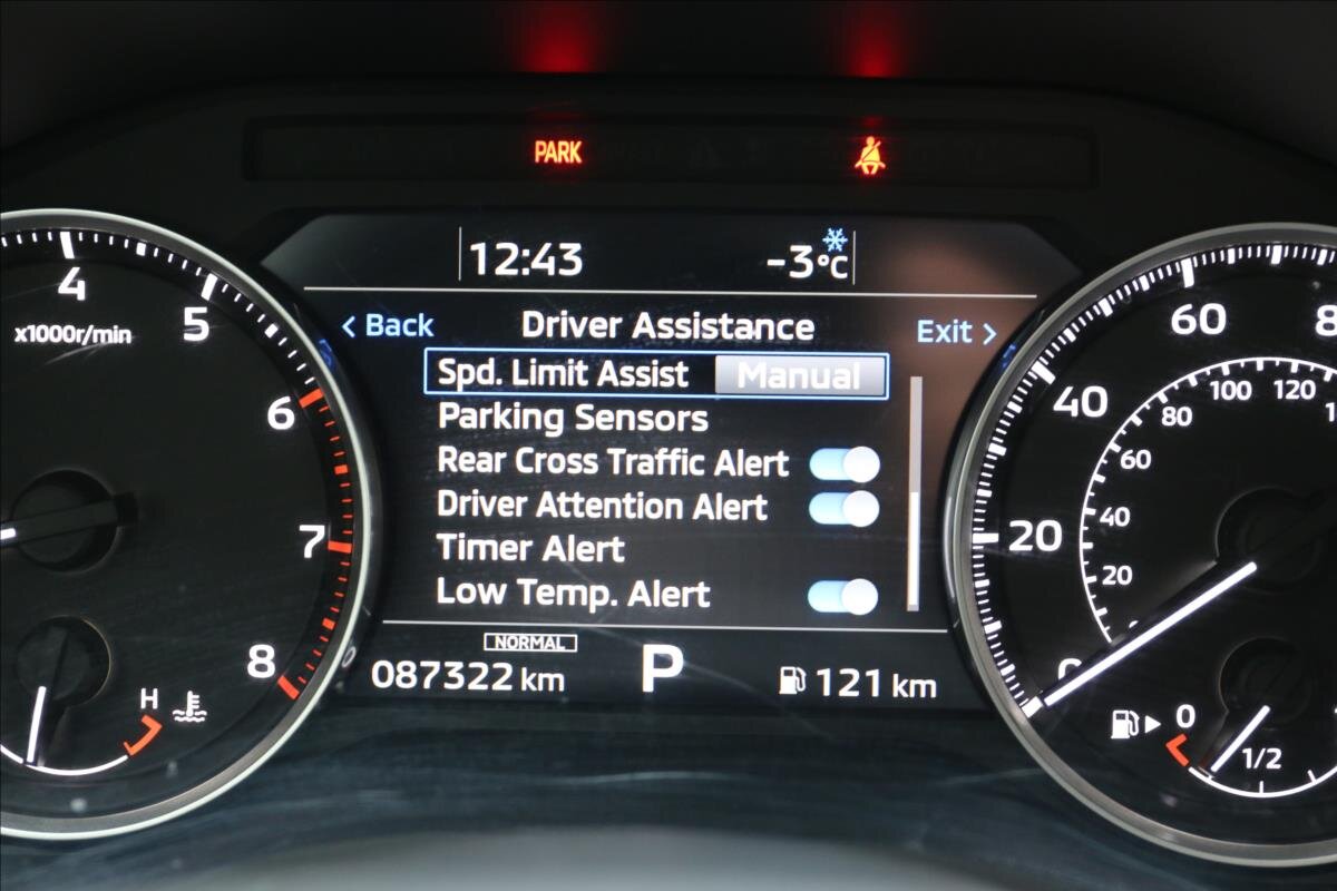 Mitsubishi Outlander SUV / Terénní 2,4 l 162 kw