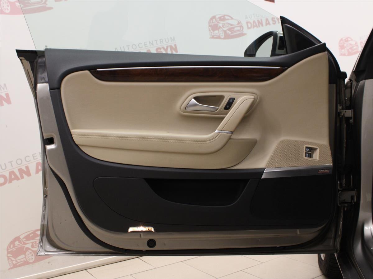 Volkswagen CC Sedan 3,6 l 220 kw