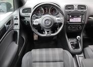 Volkswagen Golf 9