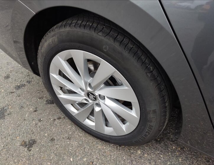 Škoda Octavia Liftback 1,5 l 85 kw