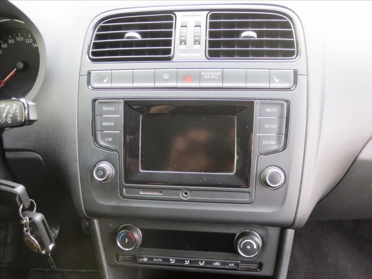 Volkswagen Polo Hatchback 999,0 44 kw