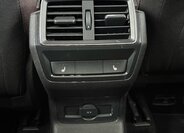 Škoda Karoq SUV / Terénní 1,5 l 110 kw