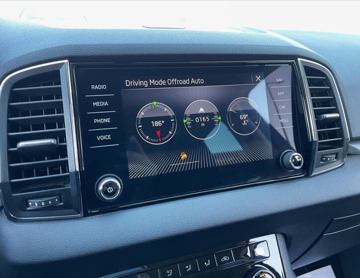 Škoda Karoq SUV / Terénní 2,0 l 110 kw