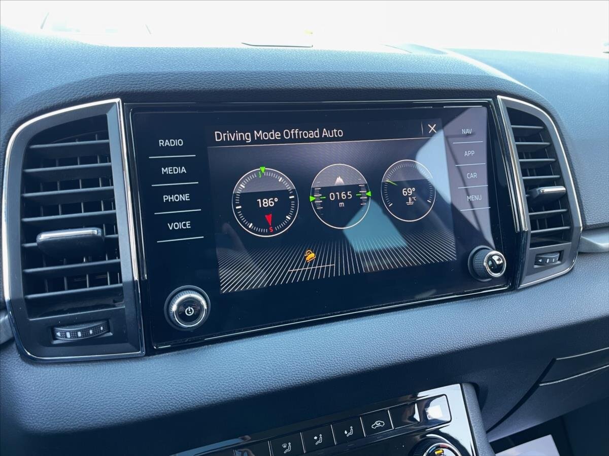 Škoda Karoq SUV / Terénní 2,0 l 110 kw