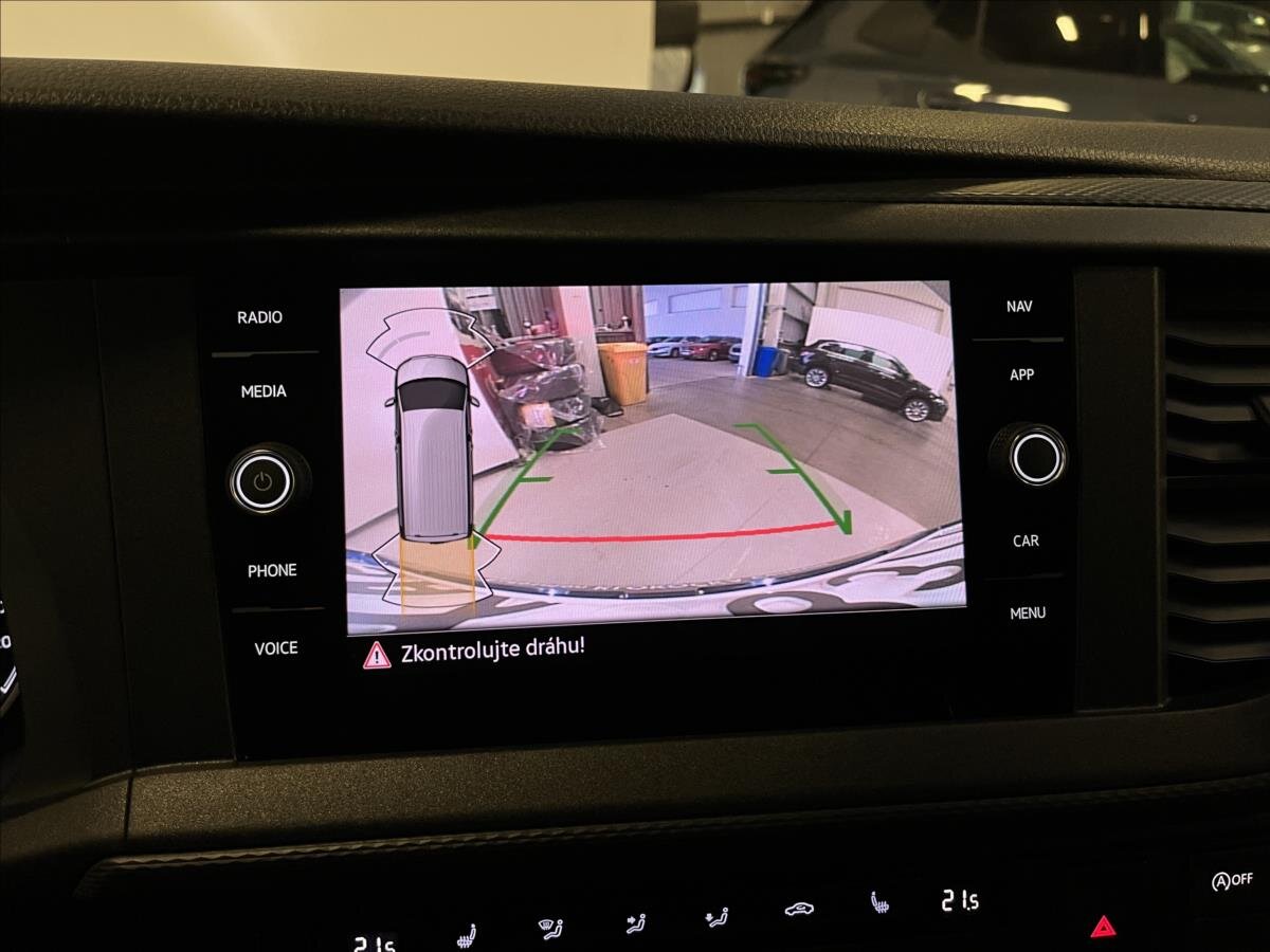 Volkswagen Caravelle Kombi 2,0 l 110 kw