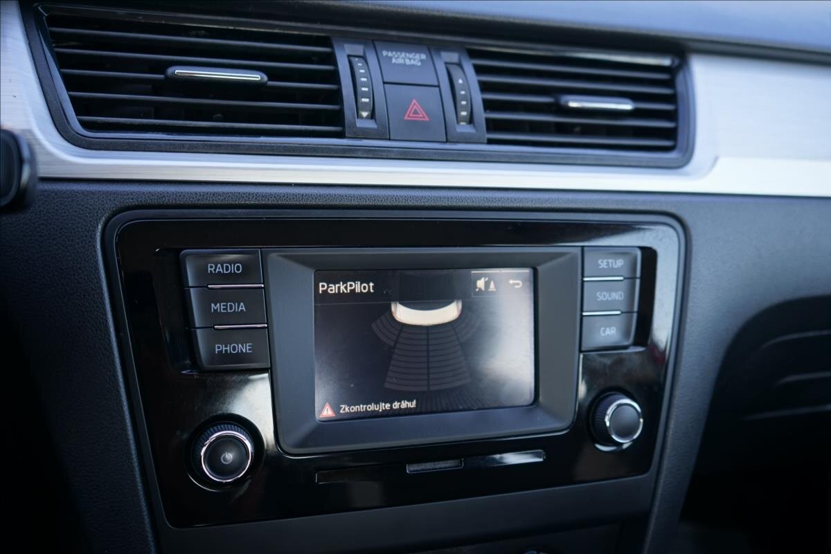 Škoda Rapid Sedan / Limuzína 1,2 l 81 kw