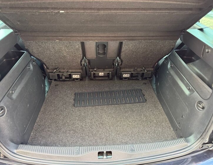 Škoda Roomster Kombi 1,2 l 63 kw