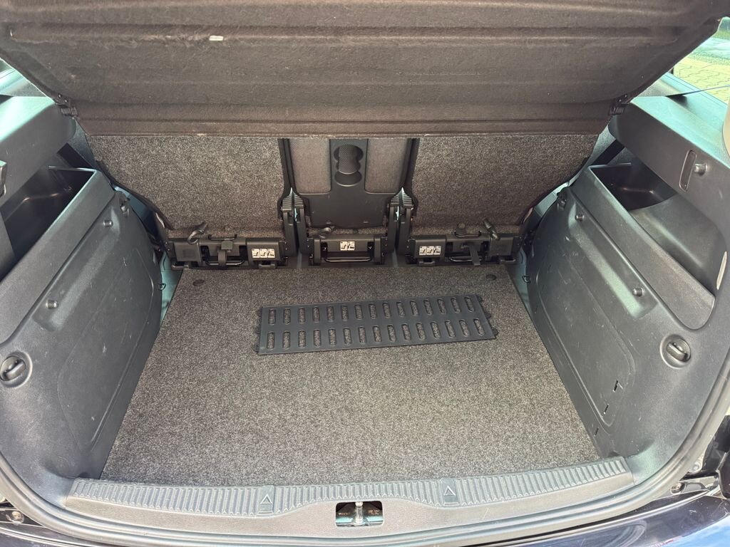 Škoda Roomster Kombi 1,2 l 63 kw