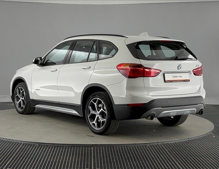 BMW X1 SUV / Terénní 2,0 l 140 kw