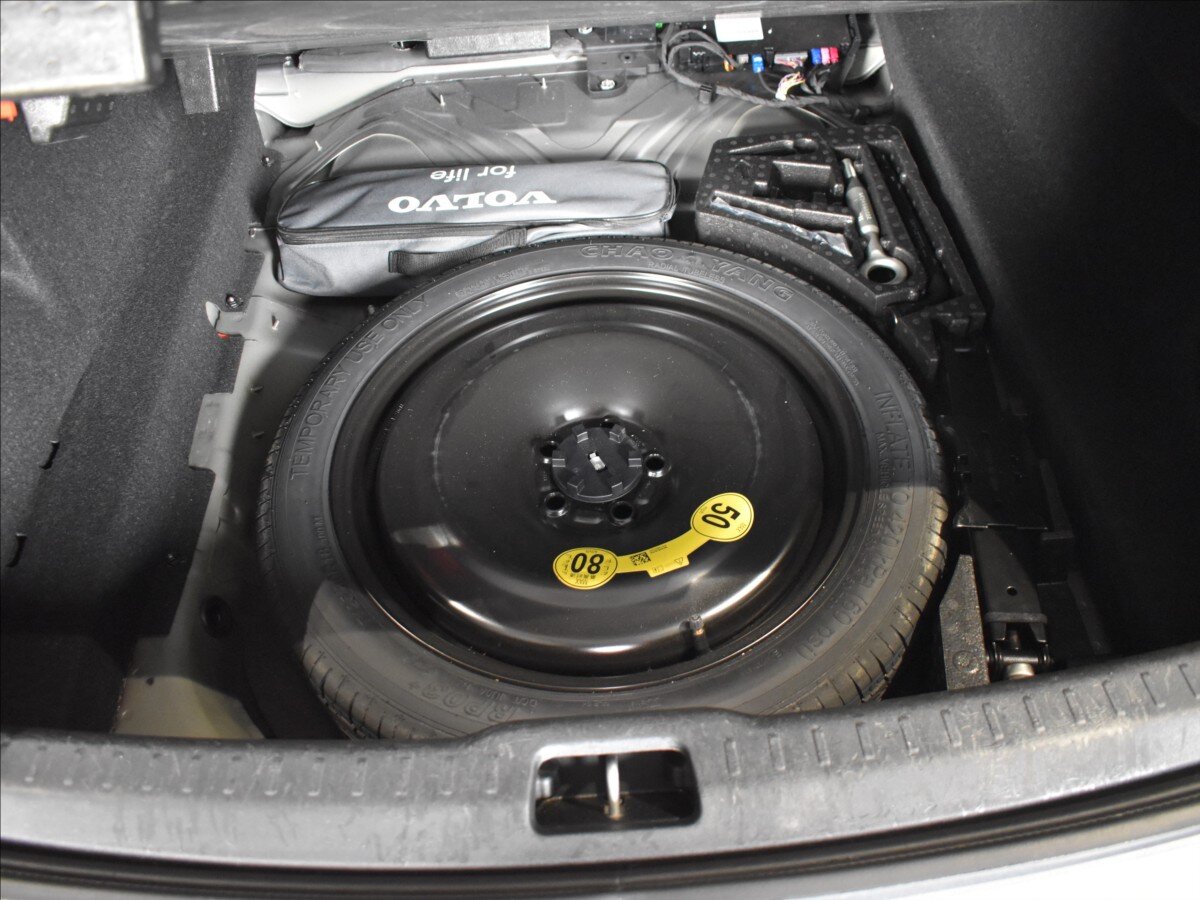 Volvo S90 Sedan / Limuzína 2,0 l 228 kw