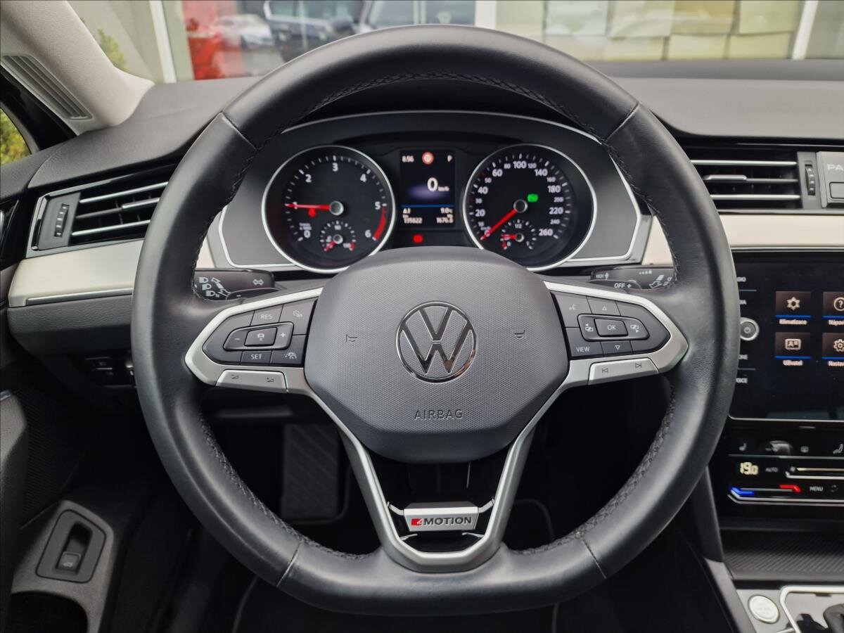 Volkswagen Passat Sedan / Limuzína 2,0 l 147 kw