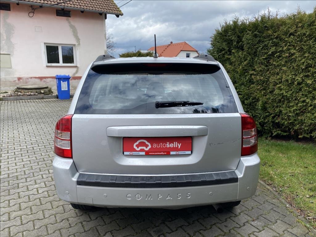 Jeep Compass SUV 2,0 l 103 kw