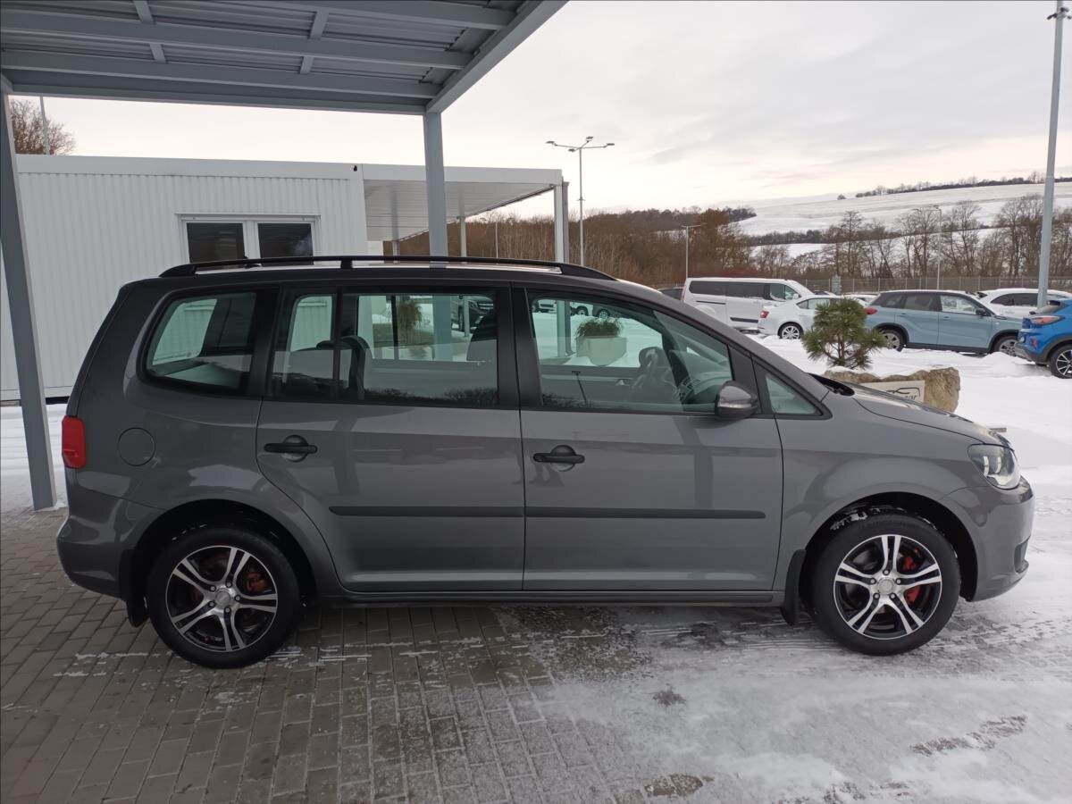 Volkswagen Touran MPV 1,2 l 77 kw