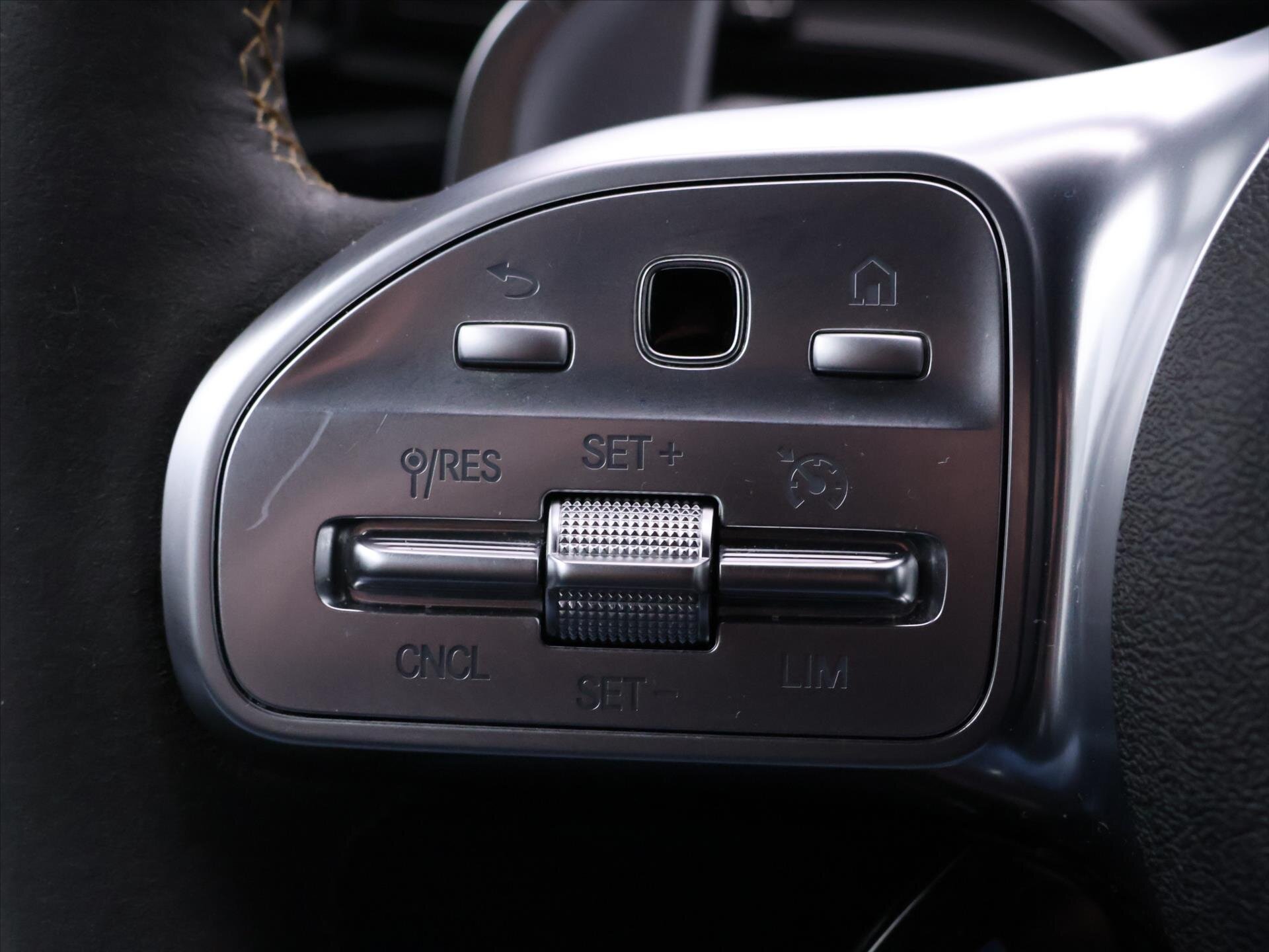 Mercedes-Benz Třídy A Hatchback 2,0 l 310 kw