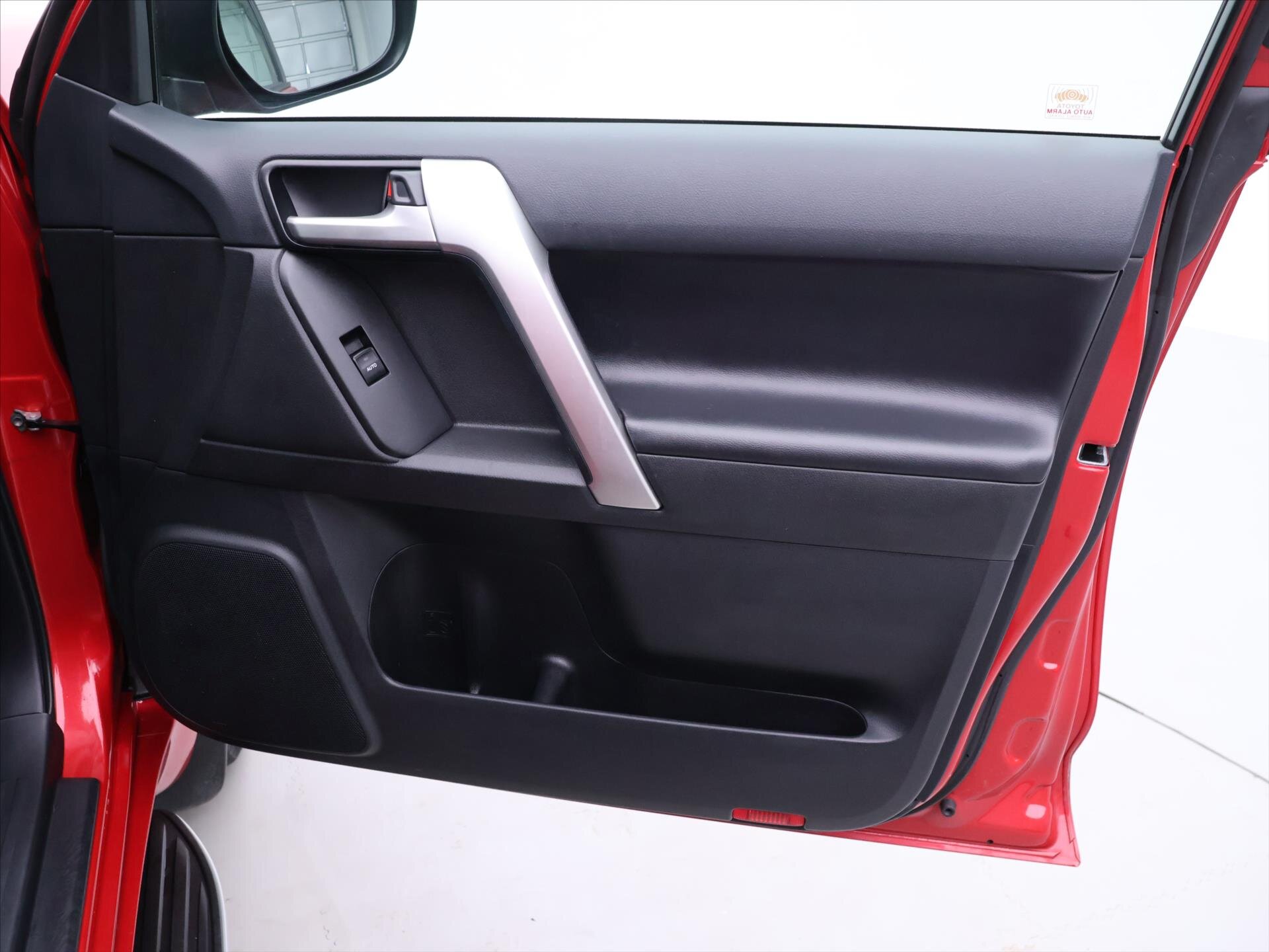 Toyota Land Cruiser SUV / Terénní 2,8 l 150 kw