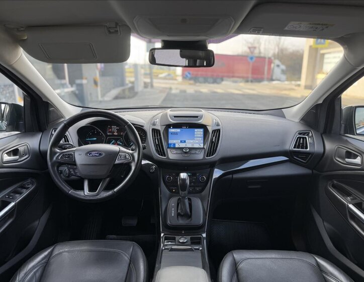 Ford Kuga SUV 2,0 l 110 kw