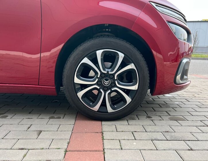 Citroën C4 SpaceTourer MPV 1,5 l 96 kw