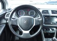 Suzuki S-Cross 19