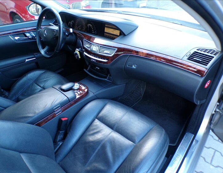 Mercedes-Benz Třídy S Sedan / Limuzína 3,0 l 173 kw