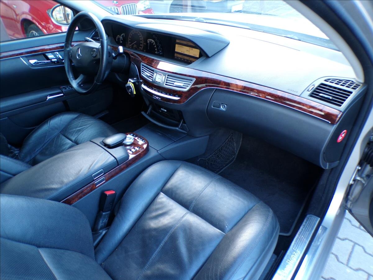 Mercedes-Benz Třídy S Sedan / Limuzína 3,0 l 173 kw