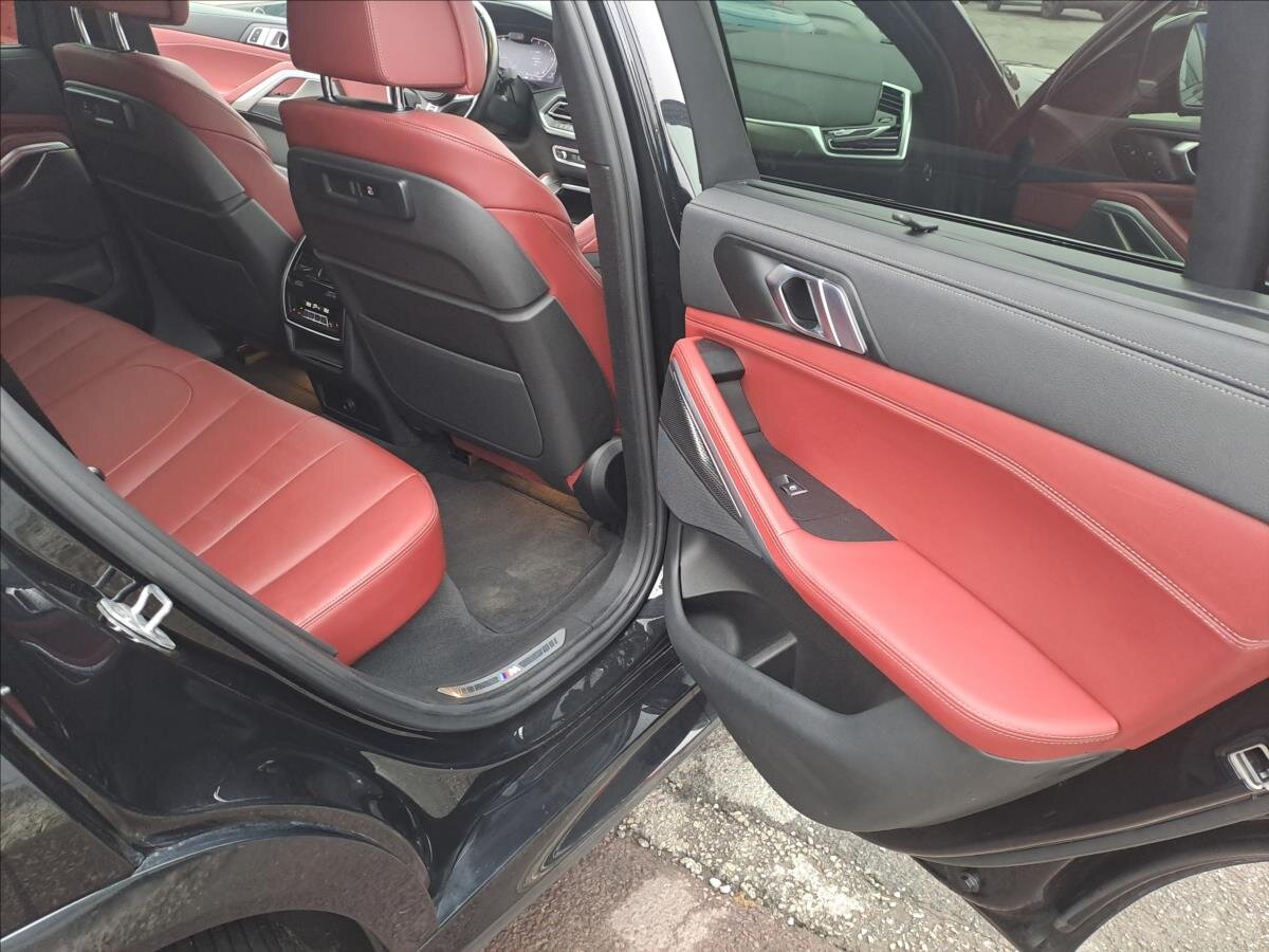 BMW X6 SUV 3,0 l 210 kw