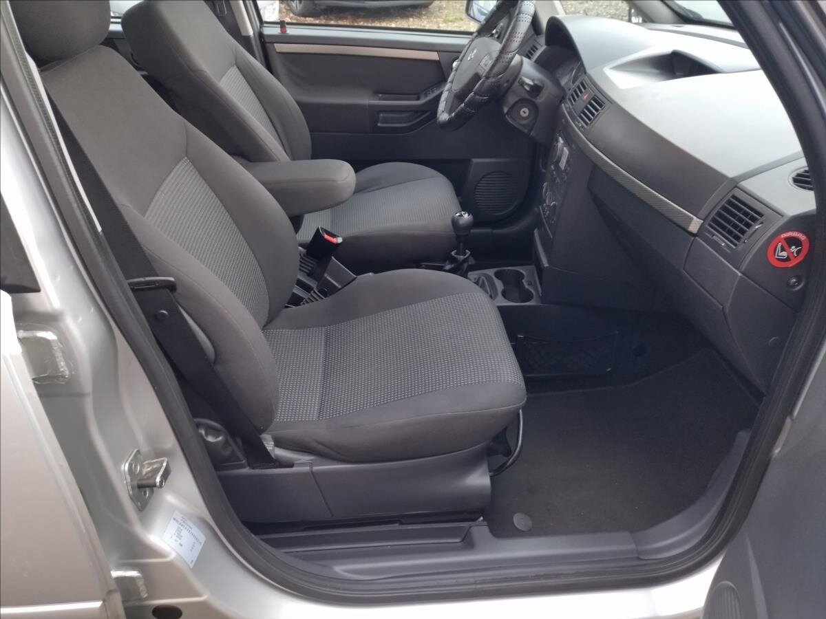 Opel Meriva MPV 1,4 l 66 kw