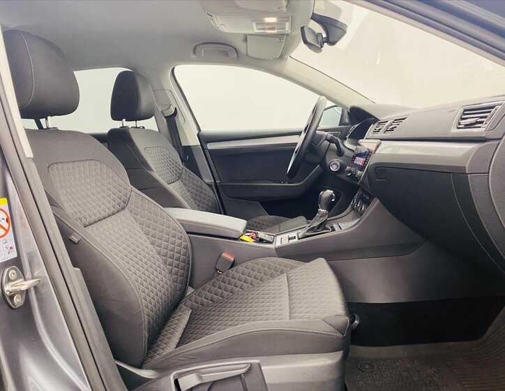 Škoda Superb Liftback 1,5 l 110 kw