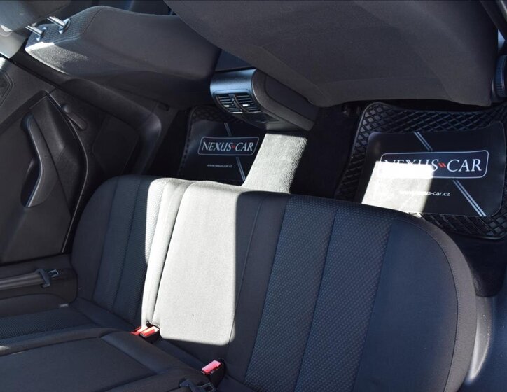 Volkswagen Passat Kombi 1,9 l 77 kw