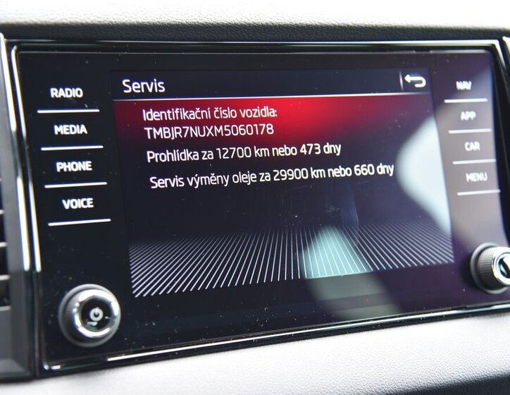 Škoda Karoq SUV / Terénní 1,5 l 110 kw