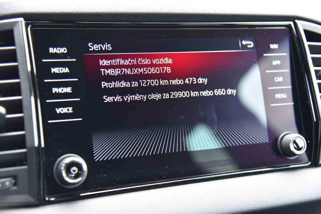 Škoda Karoq SUV / Terénní 1,5 l 110 kw