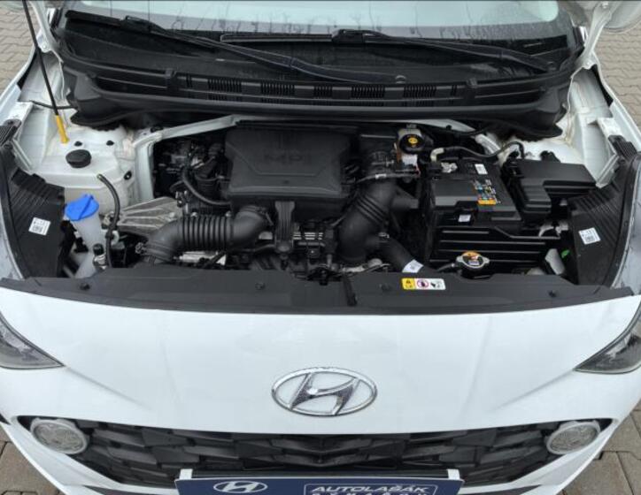 Hyundai i10 26
