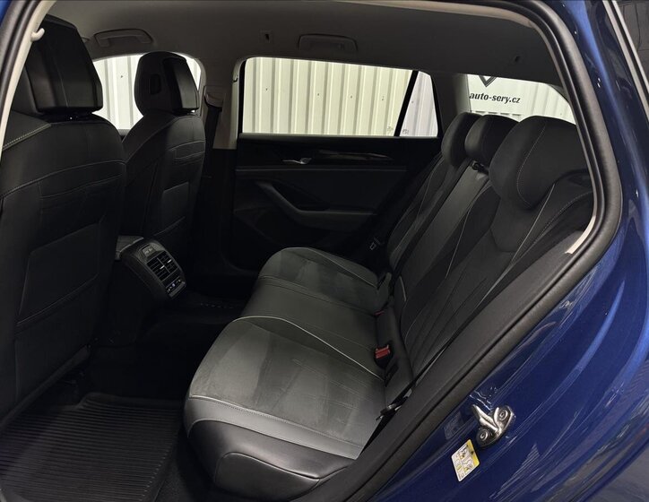 Volkswagen Passat 33