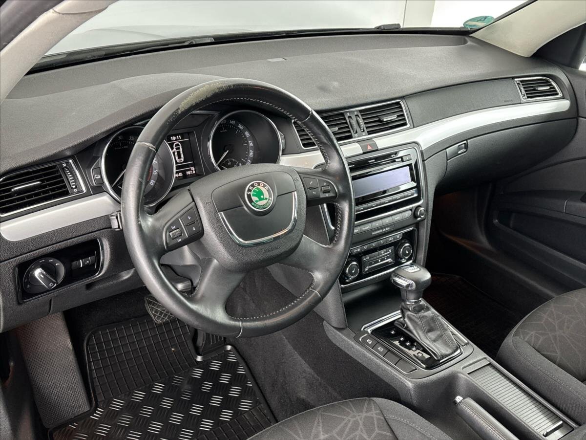 Škoda Superb Kombi 2,0 l 103 kw