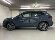 Toyota Corolla Cross 8