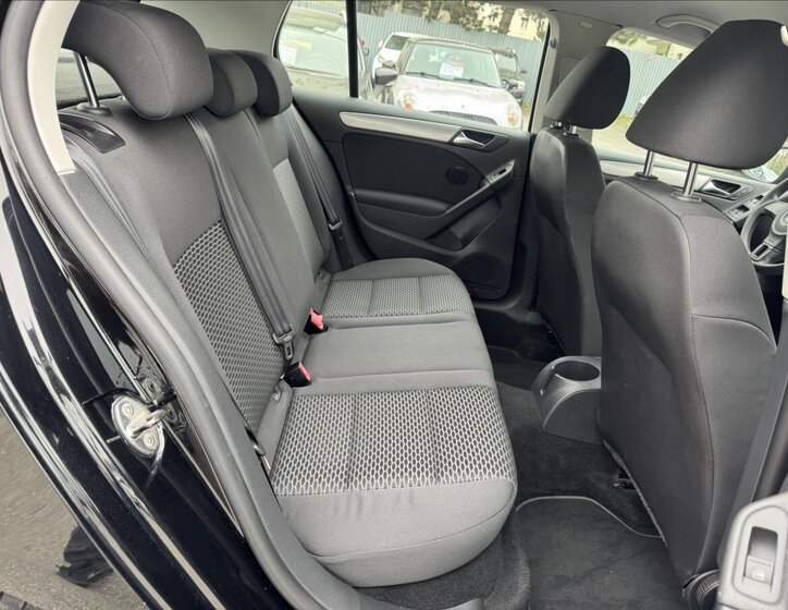 Volkswagen Golf Hatchback 1,6 l 77 kw