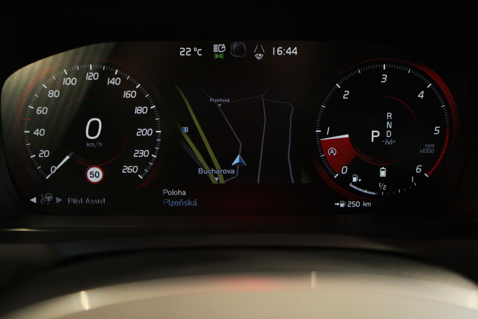 Volvo XC90 SUV / Terénní 2,0 l 173 kw