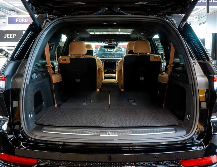 Jeep Grand Cherokee 7