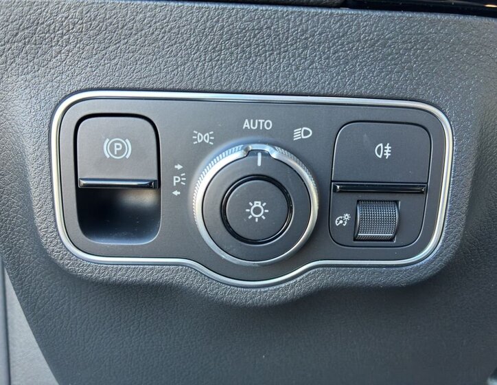 Mercedes-Benz Třídy B MPV 2,0 l 110 kw