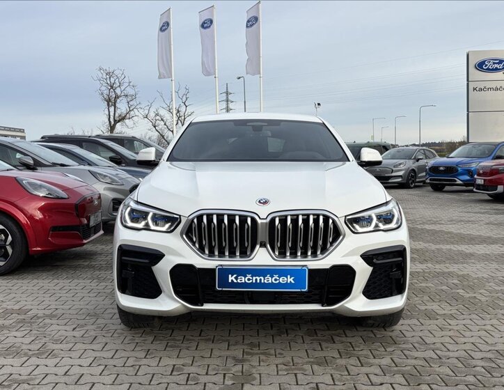 BMW X6 SUV 3,0 l 210 kw