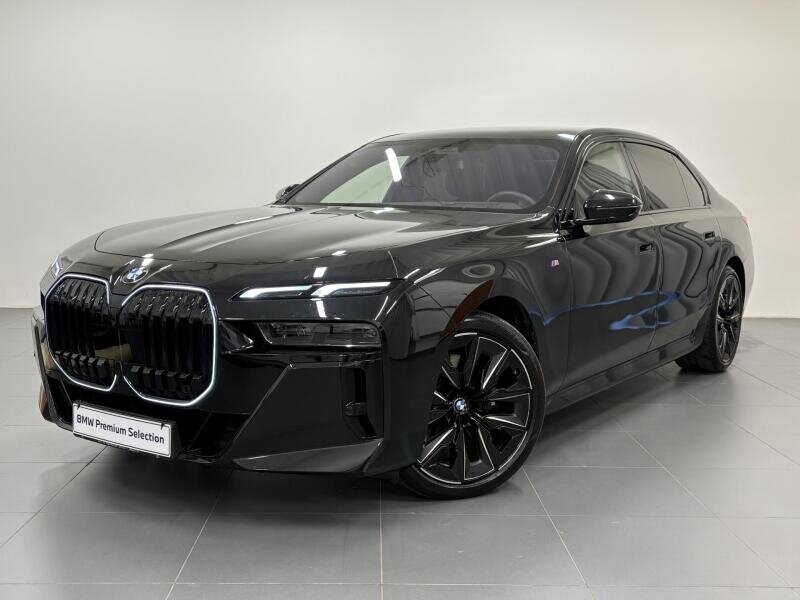 BMW Řada 7 Sedan / Limuzína 3,0 l 220 kw