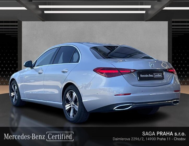 Mercedes-Benz Třídy C Sedan 1,5 l 150 kw