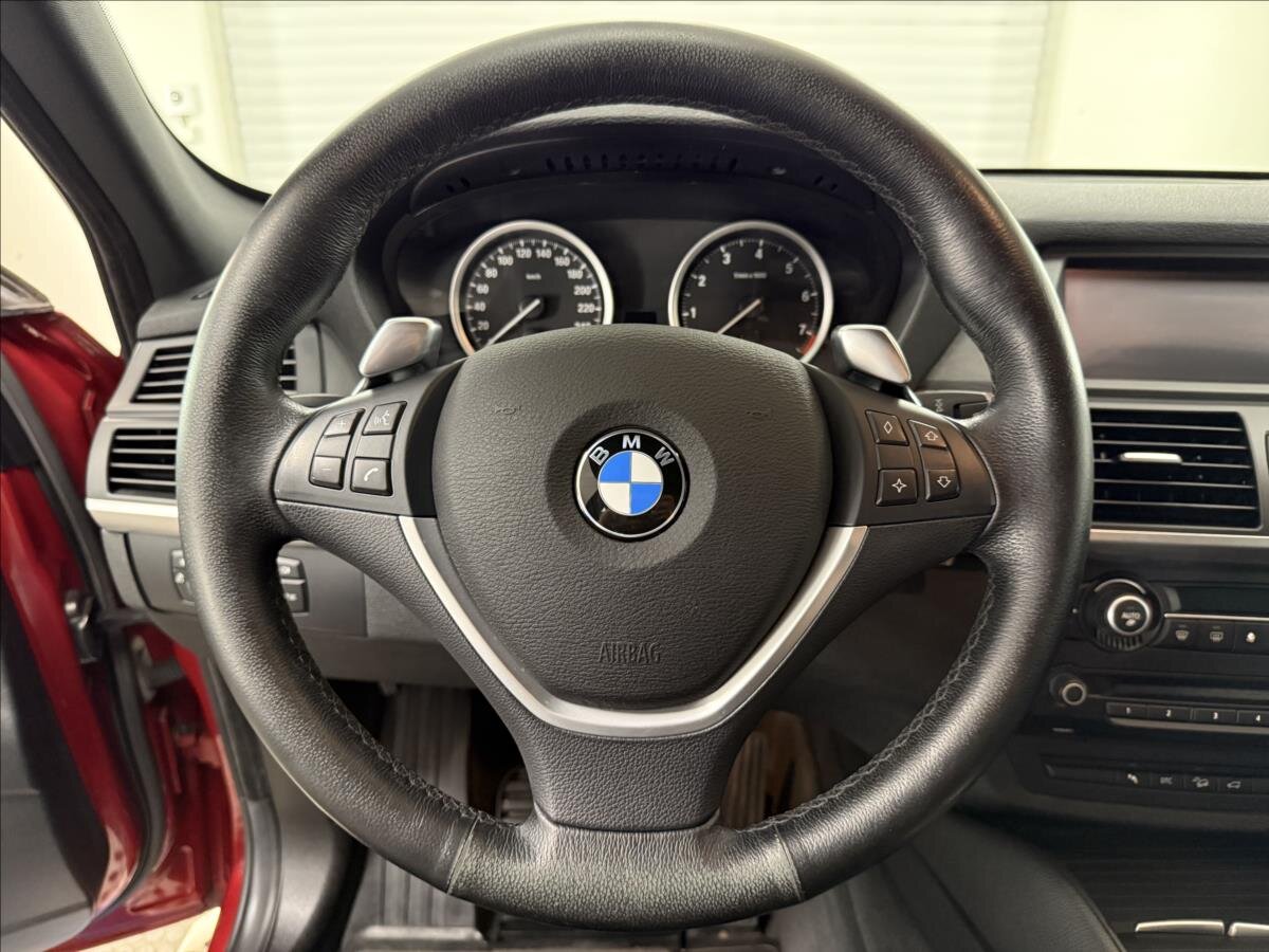 BMW X6 SUV / Terénní 3,0 l 225 kw