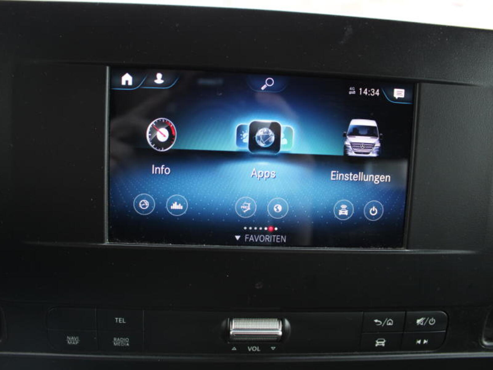 Mercedes-Benz Sprinter 18